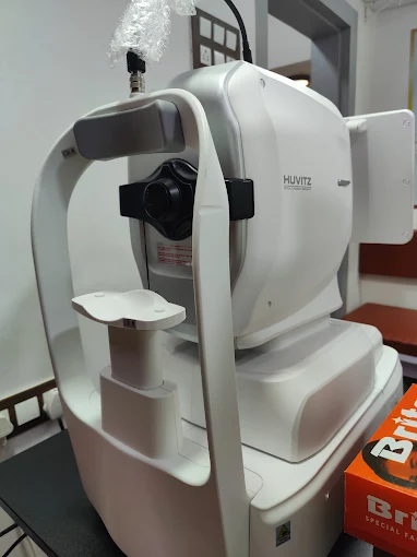 Why Choose Crystal Clear Eye Clinic for Laser Cataract Surgery?